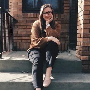 Meet your Posher, Camille